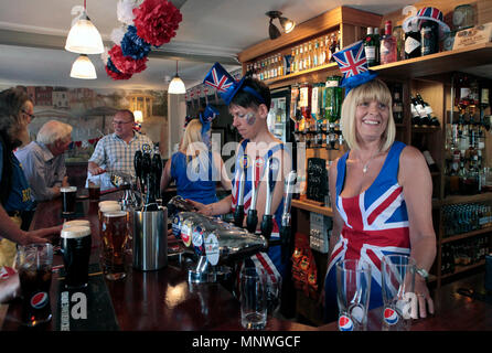 Windsor, UK. 20th May 2018. © Licensed to RICH BOWEN PHOTOGRAPHY. 19/05/2018. Windsor, UK.  Locals in Old Windsor celebrate at the Jolly Gardeners pub. The Royal Wedding of Meghan Markle & Prince Harry in Windsor, Berkshire, today.  Photo credit: RICH BOWEN Credit: rich bowen/Alamy Live News Stock Photo