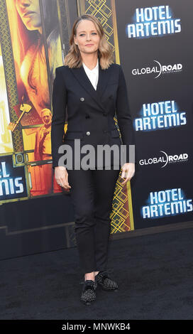 Westwood, California, USA. 19th May, 2018. Jodie Foster arrives for the premiere of the film 'Hotel Artemis' at the Bruin theater. Credit: Lisa O'Connor/ZUMA Wire/Alamy Live News Stock Photo