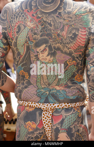 Japanese man full body tattoo hi-res stock photography and images - Alamy
