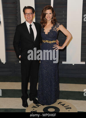 Kyle MacLachlan, Desiree Gruber 309 arriving at the Vanity Fair's Oscar Party 2016 at the Playhouse in Los Angeles. February 28, 2016. Kyle MacLachlan, Desiree Gruber 309 ------------- Red Carpet Event, Vertical, USA, Film Industry, Celebrities,  Photography, Bestof, Arts Culture and Entertainment, Topix Celebrities fashion /  Vertical, Best of, Event in Hollywood Life - California,  Red Carpet and backstage, USA, Film Industry, Celebrities,  movie celebrities, TV celebrities, Music celebrities, Photography, Bestof, Arts Culture and Entertainment,  Topix, vertical,  family from from the year , Stock Photo