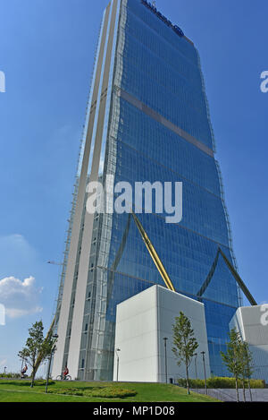 General view of Il Dritto (Allianz Tower), part of CityLife complex, by Arata Isozaki and Andrea Maffei, Milan, Italy Stock Photo