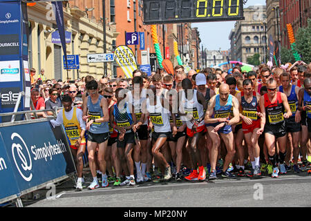 Manchester, UK. 20th May 2018. The elite mens race at the Great Manchester Run, Manchester,20th May, 2018 (C)Barbara Cook/Alamy Live News Stock Photo