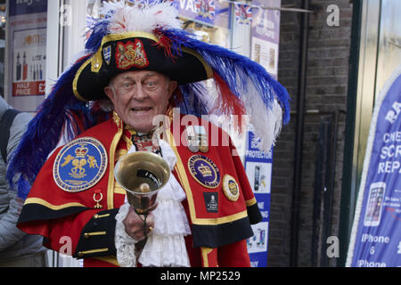 Windsor, UK. 20th May, 2018. Atmosphere, Fans, flags with Harry and Meghan images ahaed the Royal Wedding of Prince Harry and Meghan Markle on May 19, 2018 in Windsor, Berkshire, United Kingdom Credit: Jack Abuin/ZUMA Wire/Alamy Live News Stock Photo