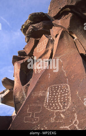 Petrogylphs in the Mojave Desert in California Stock Photo