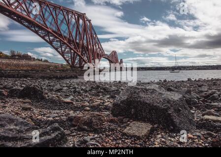 Forth Rail Bridge, North Queensferry, Scotland Stock Photo