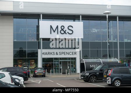 Biggleswade, Bedfordshire, UK, 21st May 2018. This out of town Marks and Spencer Store in Biggleswade appears to be unaffected by the latest store closures across the country which were announced today by M&S. Credit: Mick Flynn/Alamy Live News Stock Photo