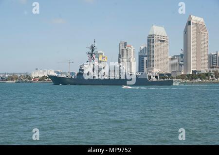 The U.S. Navy Arleigh Burke-class guided-missile destroyer USS Gridley transits through the San Diego Bay August 22, 2014 in San Diego, California.   (photo by Donnie W. Ryan via Planetpix) Stock Photo