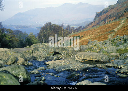 1988 HISTORICAL ASHNESS BRIDGE OVER BARROW BECK STREAM CUMBRIA ENGLAND UK Stock Photo