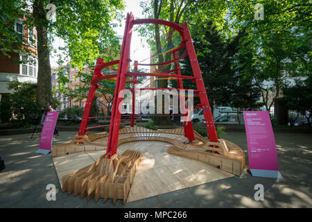 London, UK. 22nd May, 2018. Scale Rule in St. JamesÕ Churchyard, an installation at Clerkenwell Design Week in London. Photo date: Tuesday, May 22, 2018. Photo: Roger Garfield/Alamy Credit: Roger Garfield/Alamy Live News Stock Photo