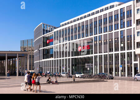 Europe, Germany, Cologne, the office building Coeur Cologne at the square Breslauer Platz, head office of the HRS Group, Hotel Reservation Service, MS Stock Photo