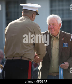 Jack Shelver A Korean War Veteran Shakes U S Marine Corps Maj