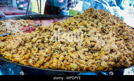 Turkish tavuk kavurma / roasted chicken pieces in pan. fast food Stock Photo