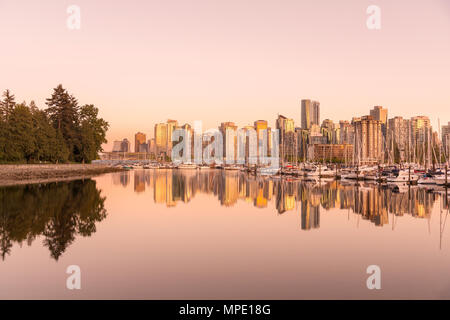 View across Coal harbour from Stanley Park, vancouver, British Columbia, Canada Stock Photo