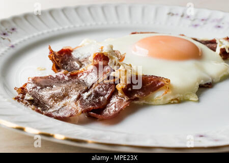 Turkish Breakfast Fried Egg with Pastirma or Pastrami Stock Photo - Alamy