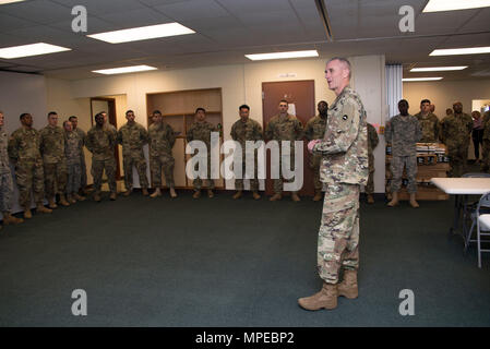 Torii Station, Okinawa (Feb 12, 2017) – Maj. Gen. James Pasquarette talks to Soldiers and Airmen that participated in US Army Japans best warrior competition. The top competitors of this competition will continue on to compete in a pacific-wide competition in Hawaii. (U.S. Navy photo by Mass Communication Specialist Taylor Mohr) Stock Photo