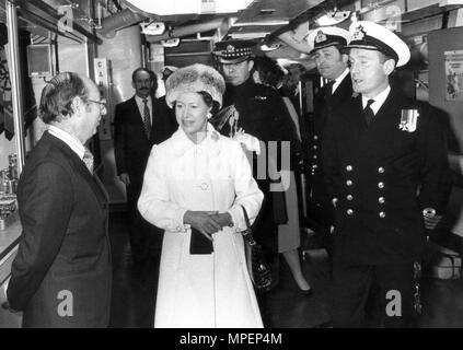 PRINCESS MARGARET ON BOARD HMS ILLUSTRIOUS AT PORTSMOUTH NAVAL BASE WHERE SHE ATTENDED THE SERVICE OF REDEDICATION.1982 Stock Photo