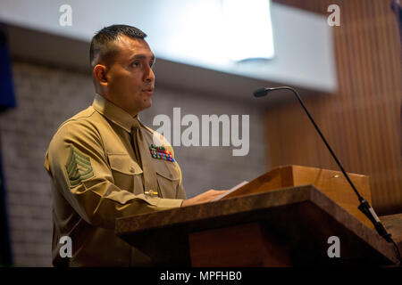 U S Marine Corps Sgt Cesar Ventura Gives Orders To Young Men And Women As They Arrive On Parris Island S C March 20 2018 Ventura 27 Is From Lynn Mass Once Their Processing