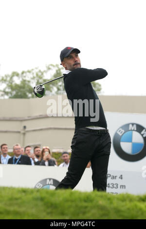 23rd May, 2018    Pep Guardiola, Manchester City football club coach, drives off on the first tee during  the BMW/PGA Championship Pro-Am at Wentworth, Surrey, UK Stock Photo
