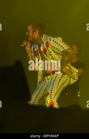 Post Malone Performing Live At the Sahara Stage at The 2018 Coachella Music Festival.  Featuring: Post Malone Where: Coachella, California, United States When: 22 Apr 2018 Credit: WENN.com Stock Photo