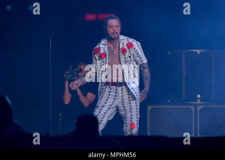 Post Malone Performing Live At the Sahara Stage at The 2018 Coachella Music Festival.  Featuring: Post Malone Where: Coachella, California, United States When: 22 Apr 2018 Credit: WENN.com Stock Photo