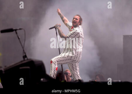 Post Malone Performing Live At the Sahara Stage at The 2018 Coachella Music Festival.  Featuring: Post Malone Where: Coachella, California, United States When: 22 Apr 2018 Credit: WENN.com Stock Photo
