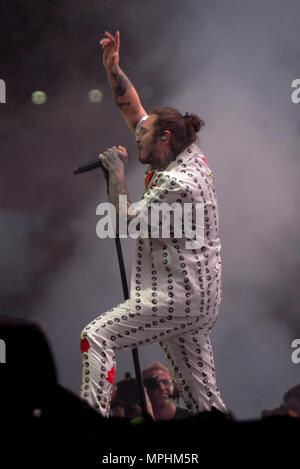 Post Malone Performing Live At the Sahara Stage at The 2018 Coachella Music Festival.  Featuring: Post Malone Where: Coachella, California, United States When: 22 Apr 2018 Credit: WENN.com Stock Photo