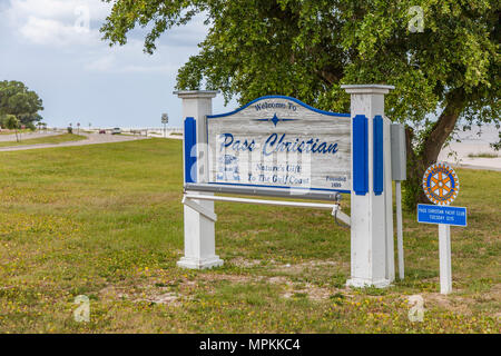 Sign welcomes visitors to the city of Pass Christian along the Mississippi Gulf Coast in Pass Christian, Mississippi Stock Photo