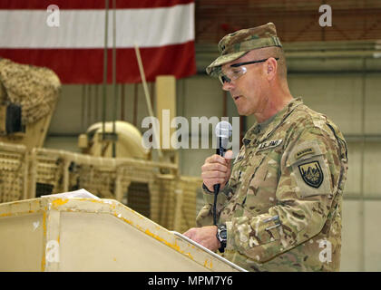 BAGRAM AIRFIELD, Afghanistan (Mar. 26, 2017) - U.S. Army Maj. Gen. John C. Thomson III,  thanks the service members, civilians, contractors, and leadership team of Task Force ODIN for a job well done during the transfer of authority ceremony held here today.  Thomson also welcomed the Task Force Lightning/525th Expeditionary Military Intelligence Brigade. TF ODIN transferred the Afghanistan-theater Intelligence, Surveillance, and Reconnaissance mission to TF Lightning (525th Expeditionary Military Intelligence Brigade). Thomson is the U.S. Forces Afghanistan deputy commanding general for suppo Stock Photo