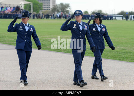 Air force deals bmt women