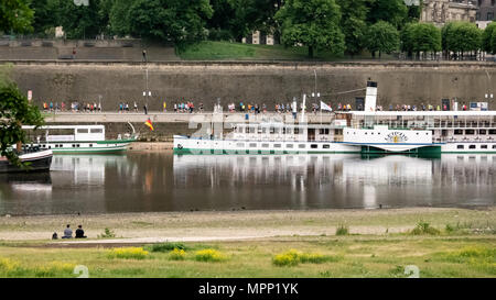 Dresden, Saxony. 23rd May, 2018. The 10th anniversary of the popular Rewe City Lauf (run) is a charity event where businesses challenge themselves to run 5km Credit: Krino/Alamy Live News Stock Photo