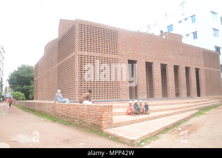 Dhaka. 24th May, 2018. Photo taken on May 24, 2018 shows the Bait Ur Rouf Mosque in Dhaka, Bangladesh. Credit: Xinhua/Alamy Live News Stock Photo