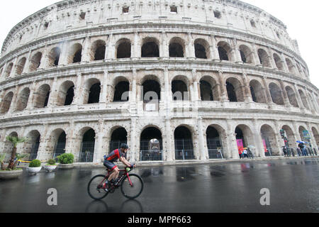 Rome, Buche in the Tour of Italy 2018 circuit in Rome. In the picture: Colosseum *** NO WEB *** NO DAILY *** Stock Photo