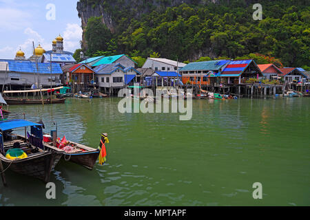Houses of the Muslim stilted village Koh Panyi, also Koh Panyee in the bay of Phang Nga, Thailand Stock Photo