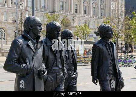 The Beatles tribute statue by sculptor Andy Edwards on the waterfront, Liverpool, Merseyside, England, UK Stock Photo