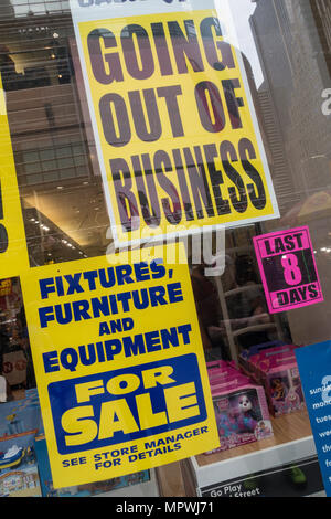 Going out of Business Signage, NYC Stock Photo