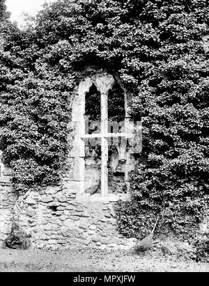 Window, Netley Abbey, Hampshire, 1890. Artist: Henry Taunt. Stock Photo