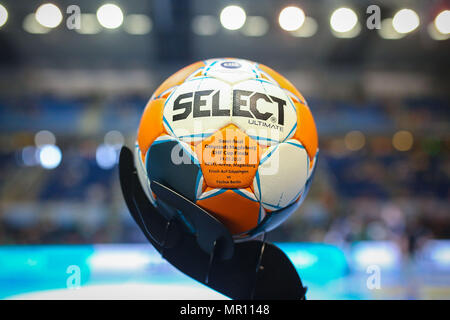 Magdeburg, Deutschland. 19th May, 2018. Magdeburg, Germany 19 May 2018: EHF Cup Finals - 17/18 - FA Goeppingen Vs. Fuechse Berlin EHF Cup Game Ball Feature/Symbol/Symbolfoto/characteristic/Detail | usage worldwide Credit: dpa/Alamy Live News Stock Photo