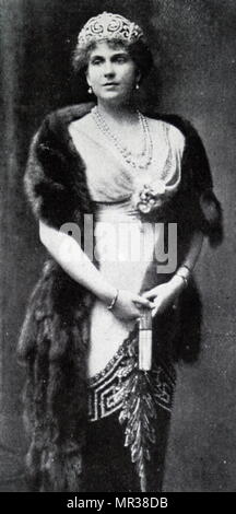 Photograph of Victoria Eugenie of Battenberg (1887-1969) Queen of Spain as the wife of King Alfronso XIII. Dated 20th century Stock Photo
