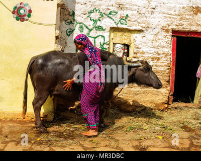 Indian womans at their daily routine at remote Sanouli Village, where Jim Corbett shot the Panar maneating leopard, Kumaon Hills, Uttarakhand, India Stock Photo