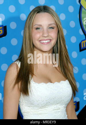 Amanda Bynes at the MTV Movie Awards at the Shrine Auditorium In Los Angeles. May 31, 2003.BynesAmanda227 Red Carpet Event, Vertical, USA, Film Industry, Celebrities,  Photography, Bestof, Arts Culture and Entertainment, Topix Celebrities fashion /  Vertical, Best of, Event in Hollywood Life - California,  Red Carpet and backstage, USA, Film Industry, Celebrities,  movie celebrities, TV celebrities, Music celebrities, Photography, Bestof, Arts Culture and Entertainment,  Topix, headshot, vertical, one person,, from the year , 2003, inquiry tsuni@Gamma-USA.com Stock Photo