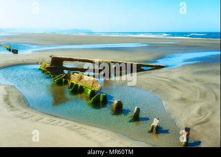 The Remains of the Peter Iredale ship that wrecked off the oregon coast in October 25, 1906. Stock Photo