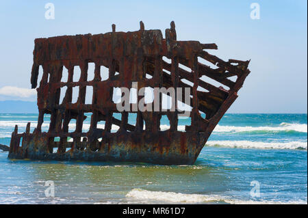 The Remains of the Peter Iredale ship that wrecked off the oregon coast in October 25, 1906. Stock Photo