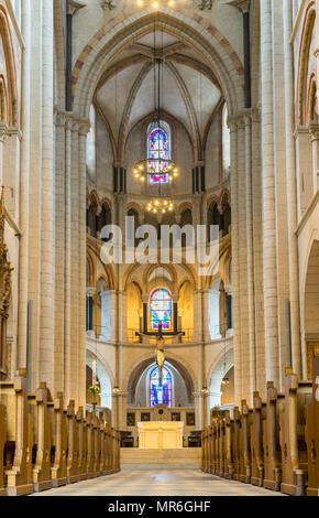 Nave and choir, late Romanesque and early Gothic Limburg Cathedral of St George or St George's Cathedral, Limburg an der Lahn Stock Photo