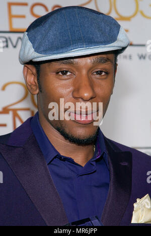 Mos Def at the Essence Awards at the Kodak Theatre in Los Angeles. June 7, 2003.MosDef40 Red Carpet Event, Vertical, USA, Film Industry, Celebrities,  Photography, Bestof, Arts Culture and Entertainment, Topix Celebrities fashion /  Vertical, Best of, Event in Hollywood Life - California,  Red Carpet and backstage, USA, Film Industry, Celebrities,  movie celebrities, TV celebrities, Music celebrities, Photography, Bestof, Arts Culture and Entertainment,  Topix, headshot, vertical, one person,, from the year , 2003, inquiry tsuni@Gamma-USA.com Stock Photo