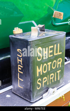 Vintage green Shell Motor Can containing Shell Motor spirit, (petrol). Stock Photo