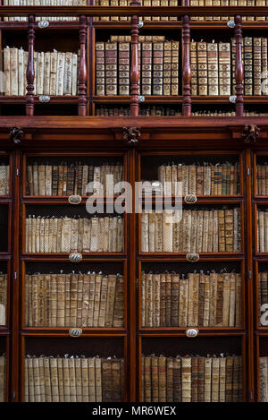 Biblioteca Palafoxiana, the first public library in colonial Mexico founded in 1646, Puebla, Mexico Stock Photo