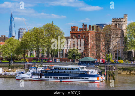 LONDON, UNITED KINGDOM - MAY 04: View of Lambeth Palace and riverside architecture along the River Thames on May 04, 2018 in London Stock Photo