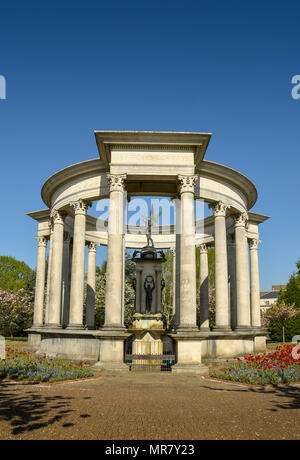 The Welsh National War Memorial in Alexandra Gardens, Cathays Park in Cardiff civic centre. Stock Photo