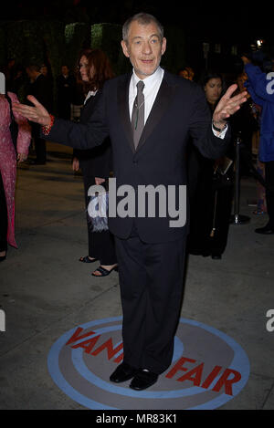 Ian McKellan arriving at the Vanity fair Oscars Party at the Morton Restaurant in Los Angeles. February 29, 2004.McKellanIan105 Red Carpet Event, Vertical, USA, Film Industry, Celebrities,  Photography, Bestof, Arts Culture and Entertainment, Topix Celebrities fashion /  Vertical, Best of, Event in Hollywood Life - California,  Red Carpet and backstage, USA, Film Industry, Celebrities,  movie celebrities, TV celebrities, Music celebrities, Photography, Bestof, Arts Culture and Entertainment,  Topix, vertical, one person,, from the year , 2003, inquiry tsuni@Gamma-USA.com Fashion - Full LengthM Stock Photo