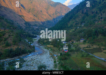 A picturesque village in Tirthan Valley (Himachal Pradesh, India) Stock Photo